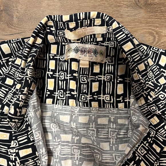 Button down - Picture 4 of 4